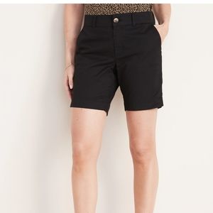 Old Navy Everyday 7 inch shorts